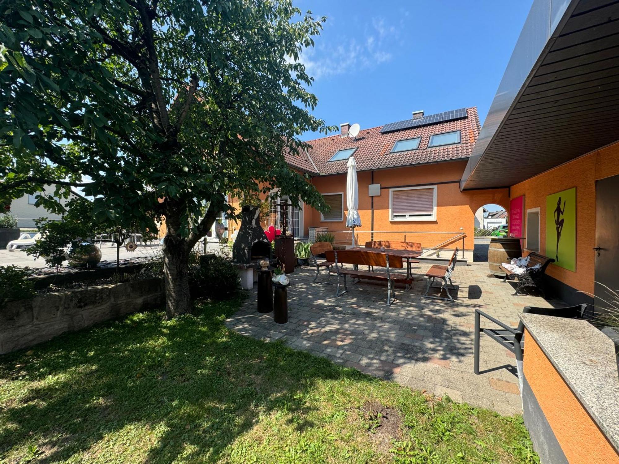 B&B'S Im Aischgrund Adelsdorf Extérieur photo