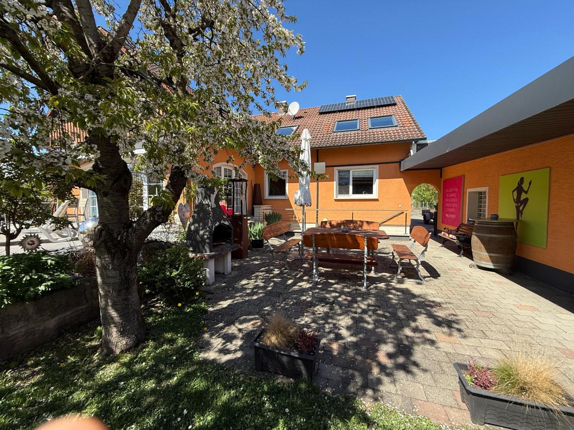 B&B'S Im Aischgrund Adelsdorf Extérieur photo